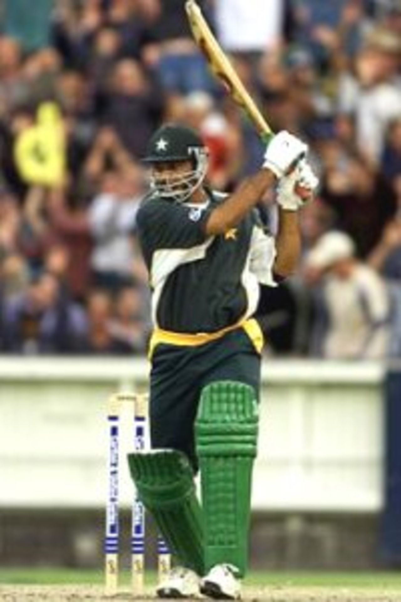 23 Jan 2000: Ijaz Ahmed of Pakistan hits out, during the one day match between Australia and Pakistan at the Melbourne Cricket Ground, Melbourne, Australia.