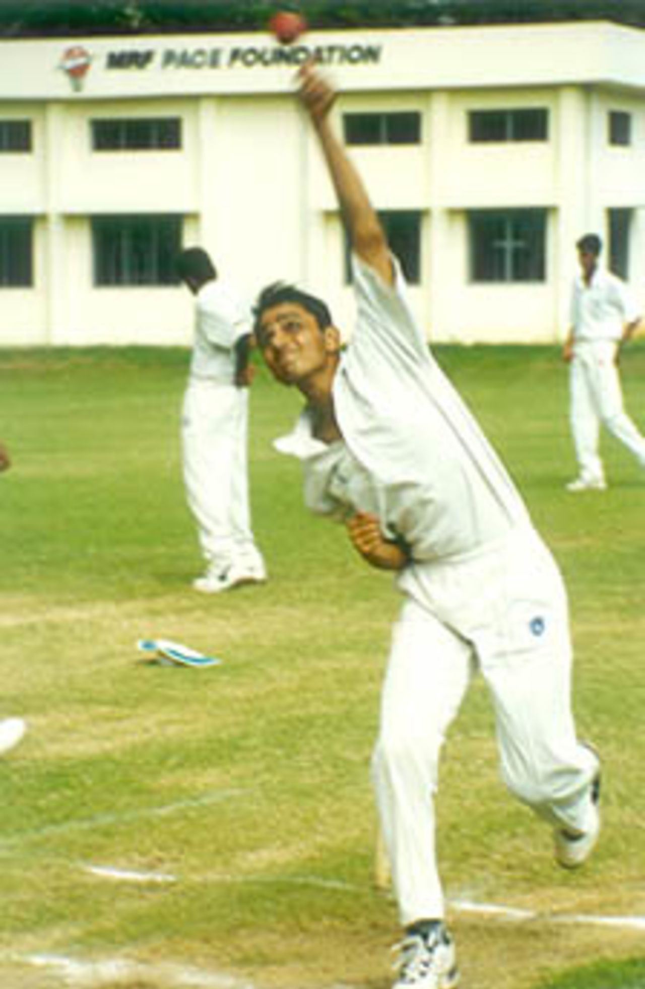 Left arm spinner Anup Dave works hard at the nets, Pre-tournament camp at Chennai Jan 2000