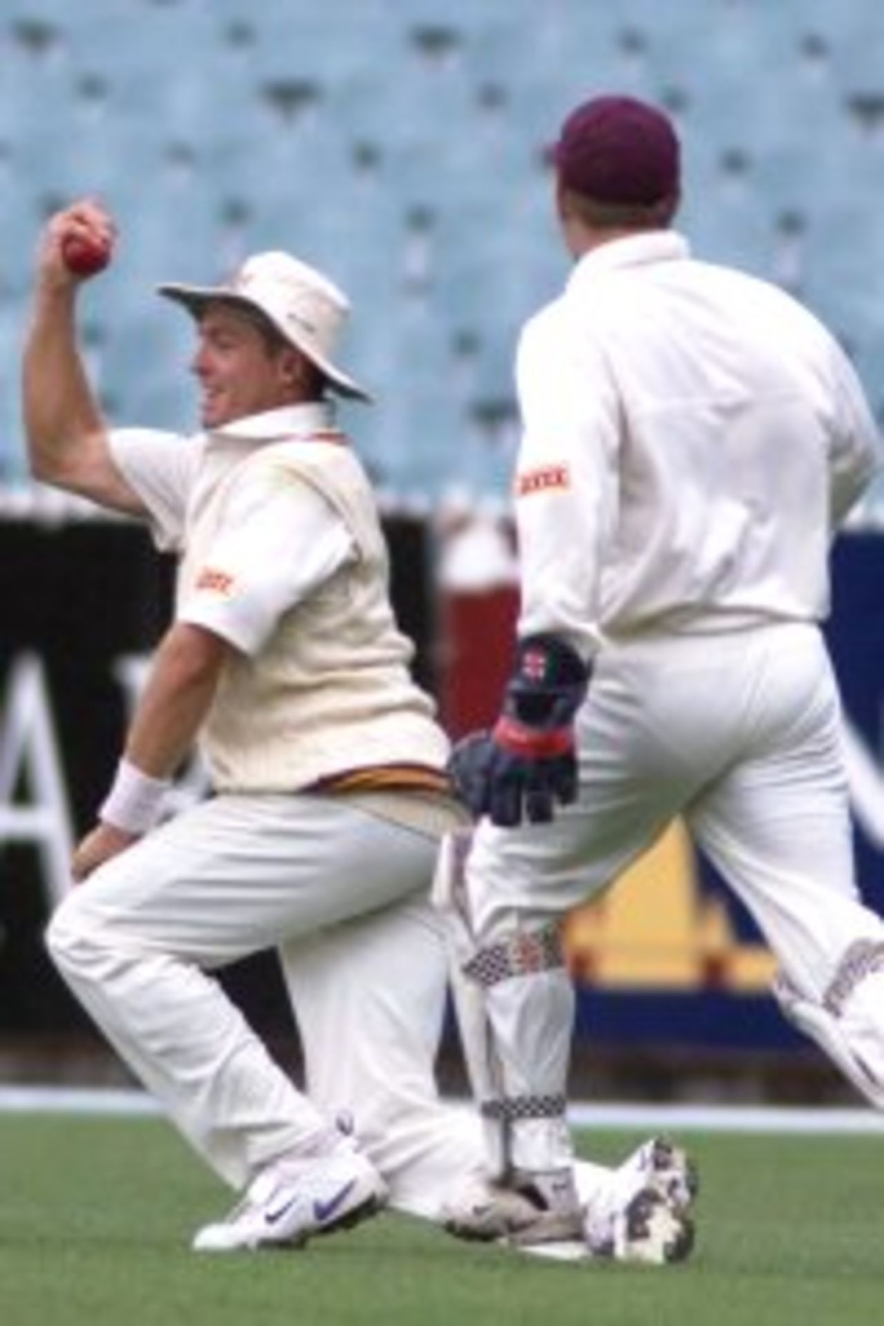 27 Jan 2000: Scott Muller of Queensland celebrates after his catch to dismiss Laurie Harper of Victoria off the bowling of Andy Bichel during the Pura Milk Cup match at the MCG in Melbourne, Australia.