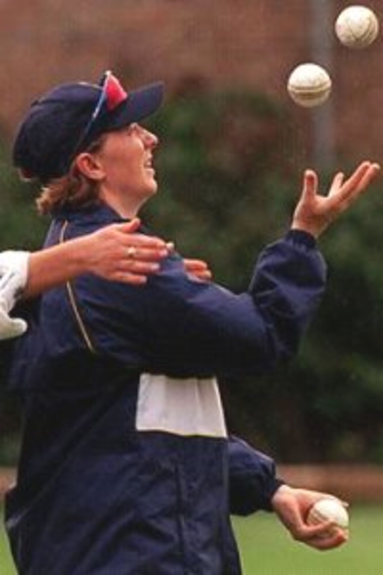 28 Jan 2000: Barabra Daniels of England juggling cricket balls during training women's one day game against Australia at the Sydney Cricket Ground, Sydney, Australia.