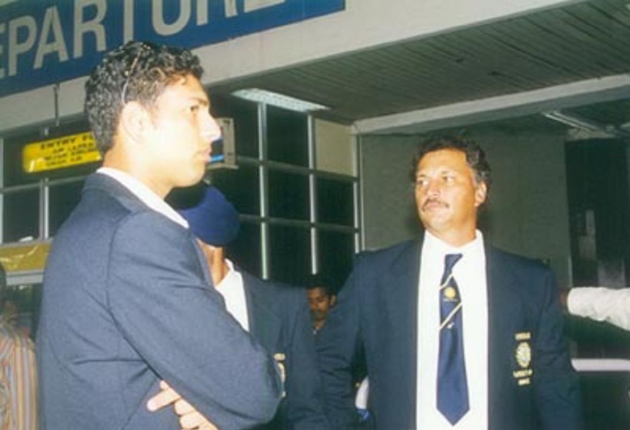 Player of the U19 World Cup, Yuvraj Singh, waits outside the Chennai airport along with Roger Binny, 29 Jan 2000