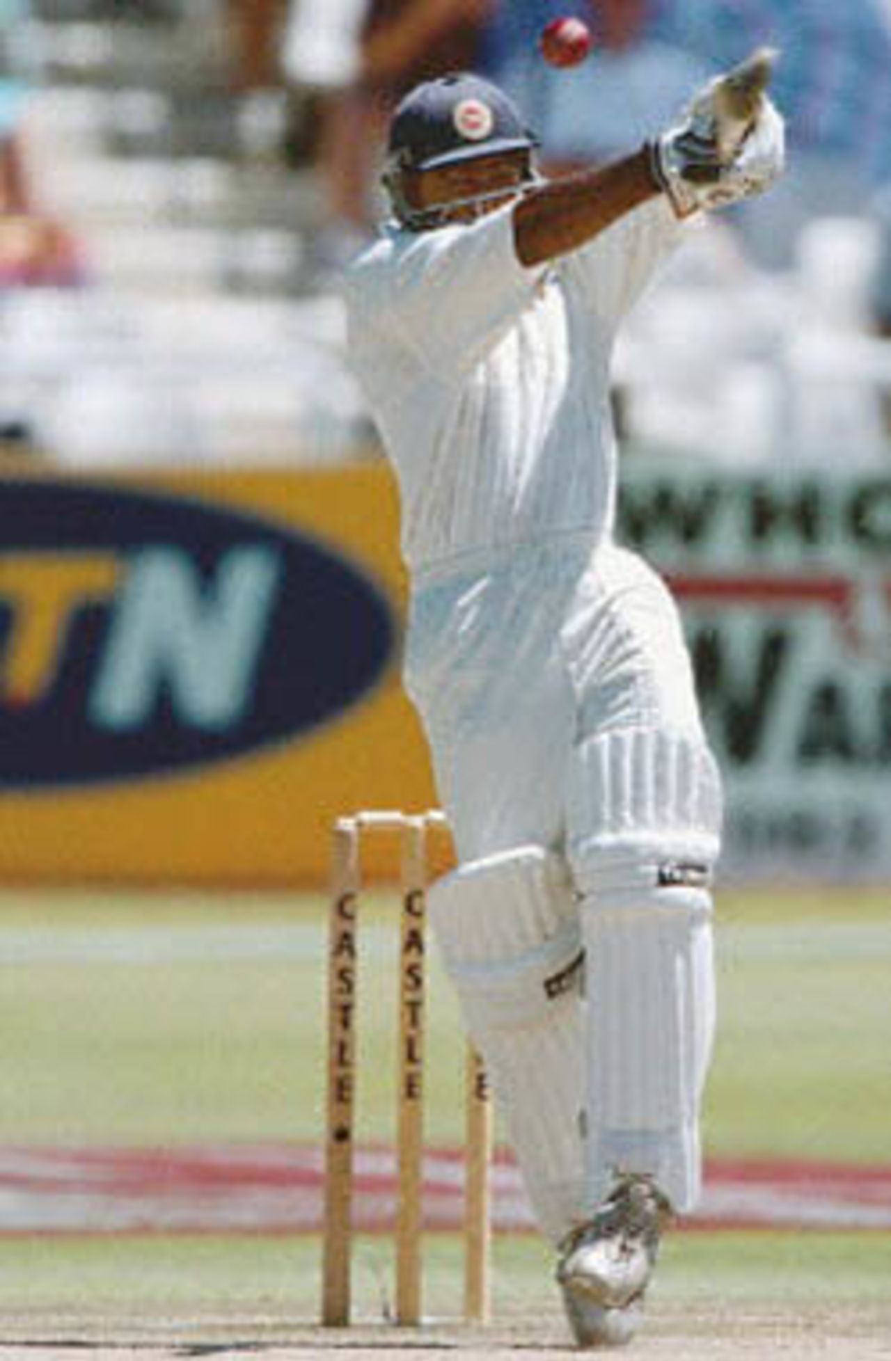 Sri Lanka's batsman Mahela Jayawardne hooks on the 3rd day of the 2nd test between South Africa and Sri Lanka played 04 January 2001, at the Newlands cricket ground in Cape Town. South Africa completed a crushing innings and 229-runs defeat over Sri Lanka.