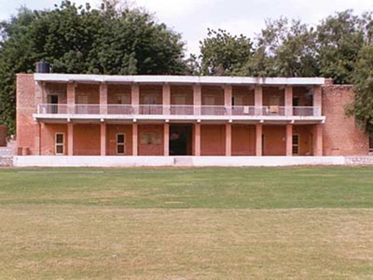 Full view of pavilion and dressing room, Jodhpur