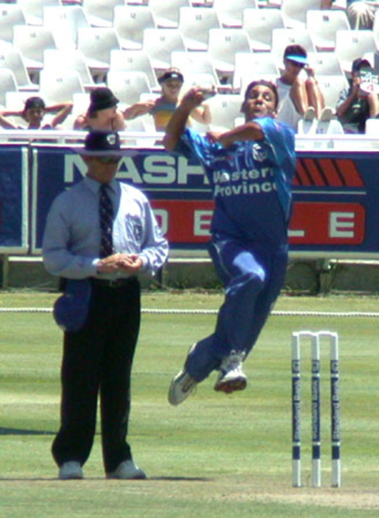 Quinton Friend bowling for WP against the Strikers