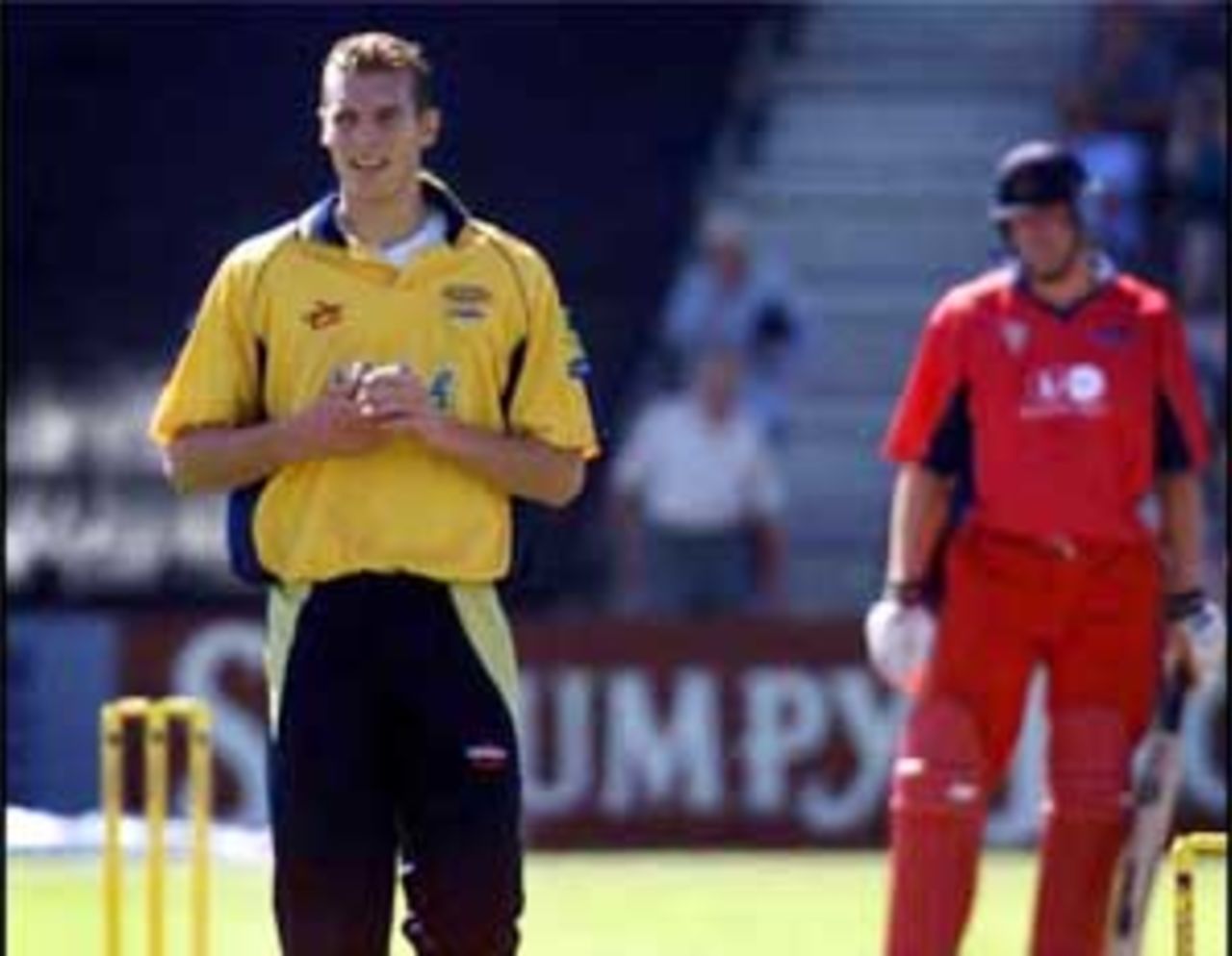 Chris Tremlett prepares to bowl in NUL match against Lancashire at the Rose Bowl