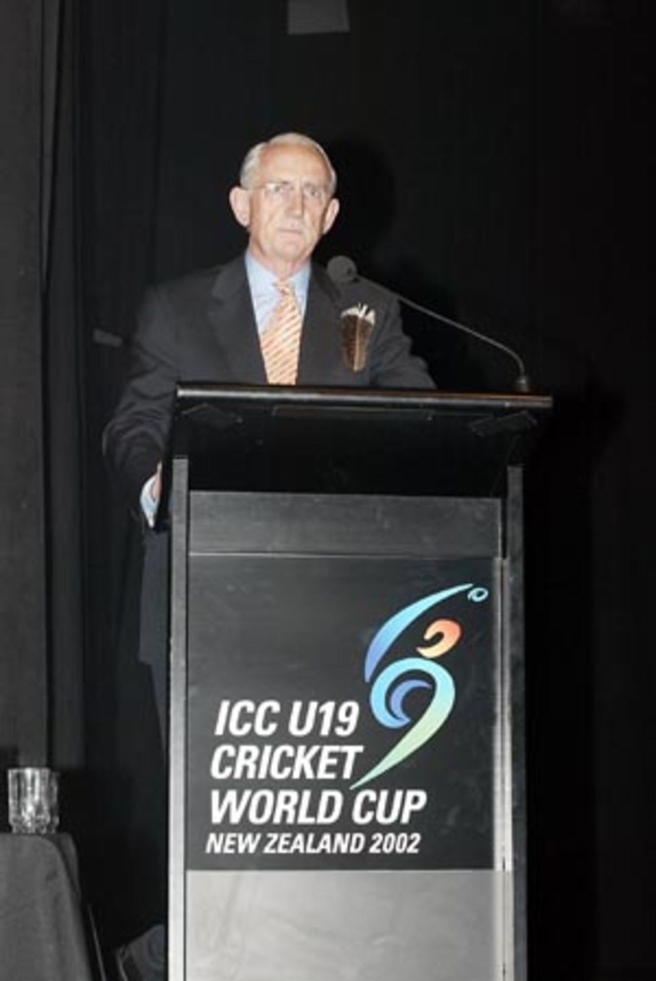 ICC president Malcolm Gray delivers a speech at the ICC Under-19 World Cup opening ceremony at the Christchurch Convention Centre. 14 January 2002.