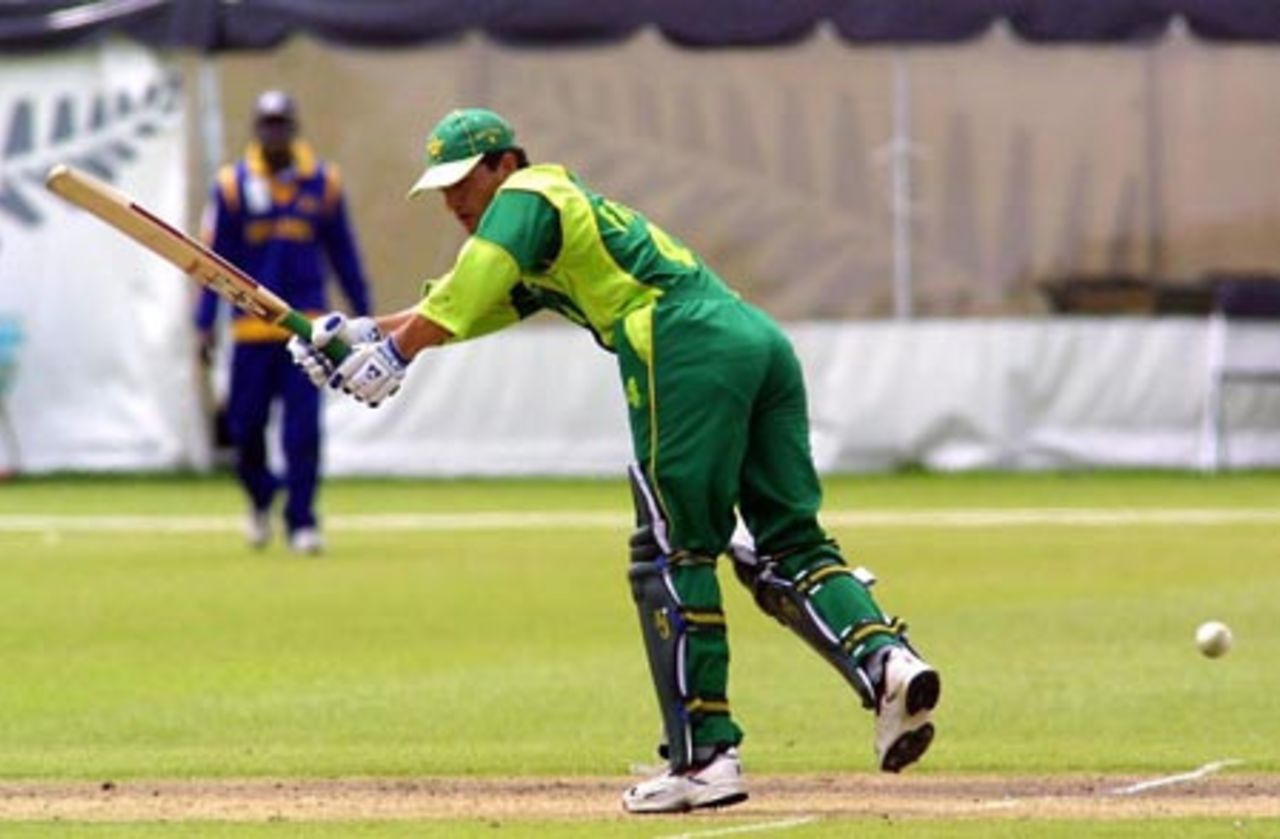Pakistan Under-19 batsman Mohammad Fayyaz glances a delivery down to fine leg during his innings of 53. ICC Under-19 World Cup Super League Group 1: Pakistan Under-19s v Sri Lanka Under-19s at Lincoln No. 3, Lincoln, 27 January 2002.