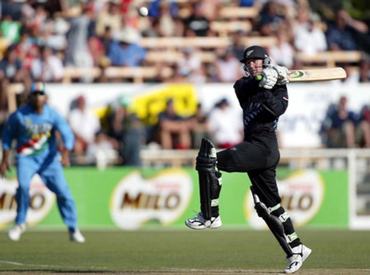 New Zealand batsman Nathan Astle pulls a delivery from Indian bowler Javagal Srinath to the midwicket boundary for four during his innings of 32. 3rd ODI: New Zealand v India at Jade Stadium, Christchurch, 1 January 2003.