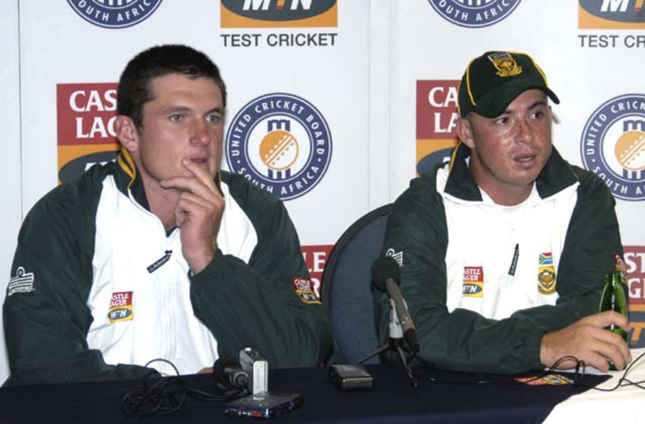 Record breakers Graeme Smith and Herschelle Gibbs at the post match press conference