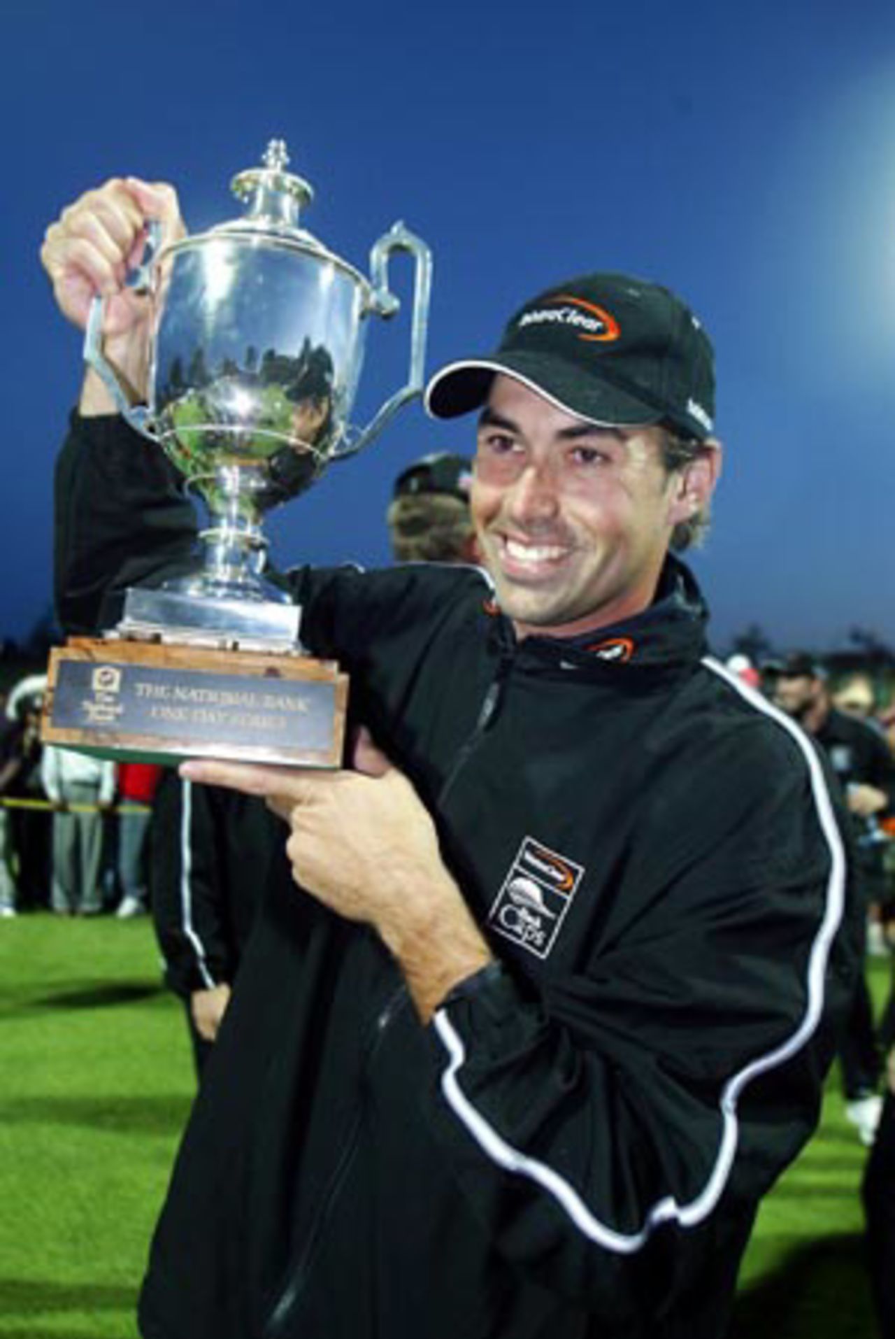 New Zealand captain Stephen Fleming holds up the National Bank One-Day International Series trophy. New Zealand won the seven-match series 5-2. 7th ODI: New Zealand v India at Westpac Park, Hamilton, 14 January 2003.