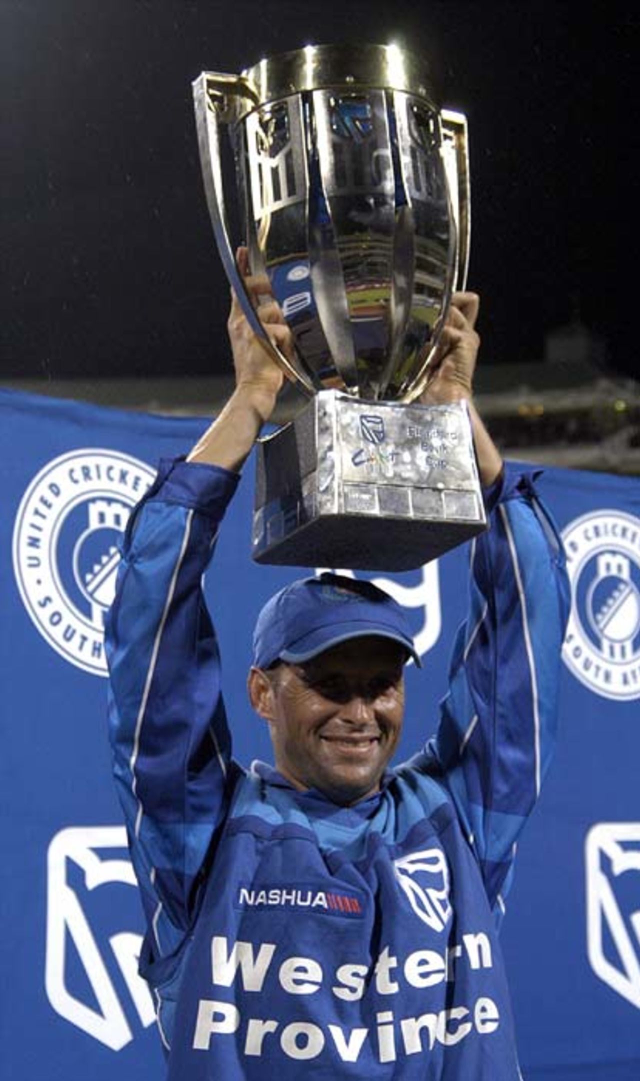 Victorious WP captain Gary Kirsten with the Standard Bank Cup
