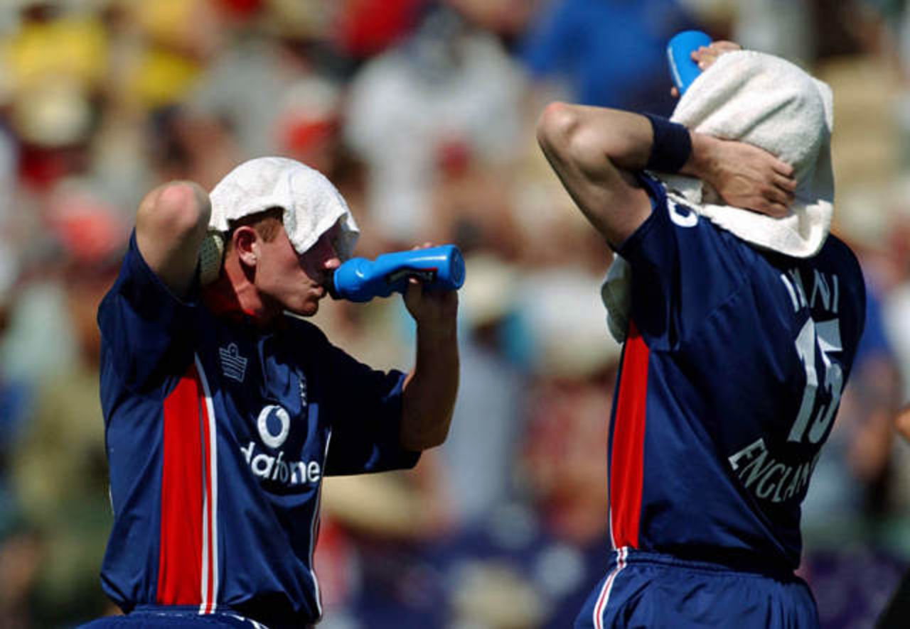 Paul Collingwood and Ronnie Irani cool down during their one-day match against Australia in Adelaide, VB Series, 19 Jan 2003