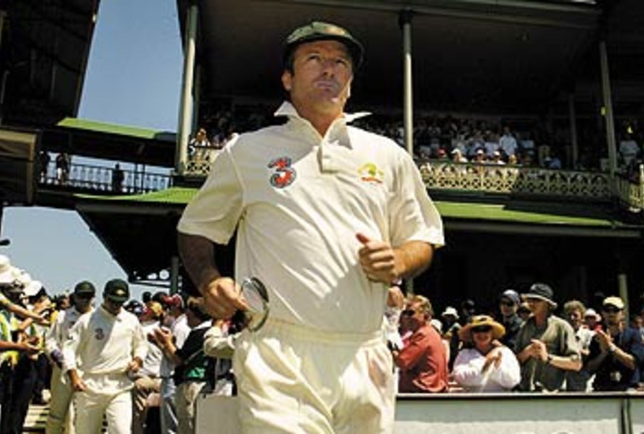 Waugh leads the team out to begin the third day, Australia v India, 4th Test, Sydney, 3rd day, January 4, 2004