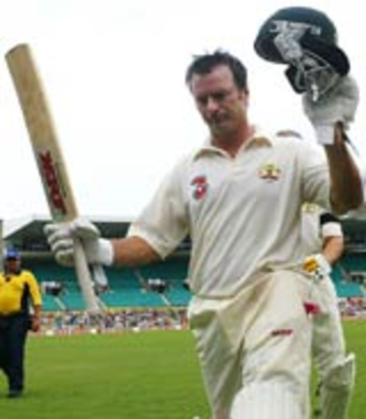 Steve Waugh walks off for the last time, Australia v India, 4th Test, Sydney, 5th day, January 6, 2004