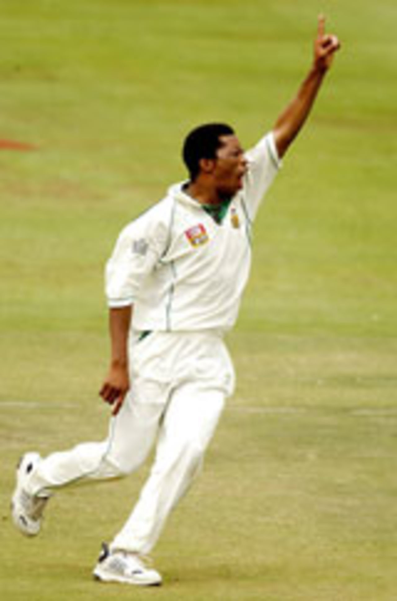 Makhaya Ntini celebrates a wicket, South Africa v West Indies, Cape Town, 3rd Test, January 6, 2003