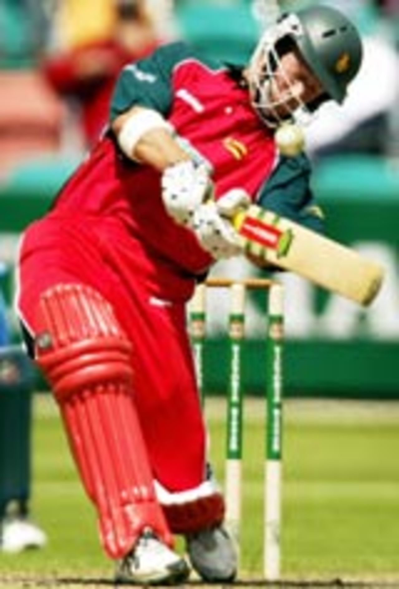 Sean Ervine on the drive, India v Zimbabwe, VB Series, 3rd ODI, Hobart, January 14, 2003