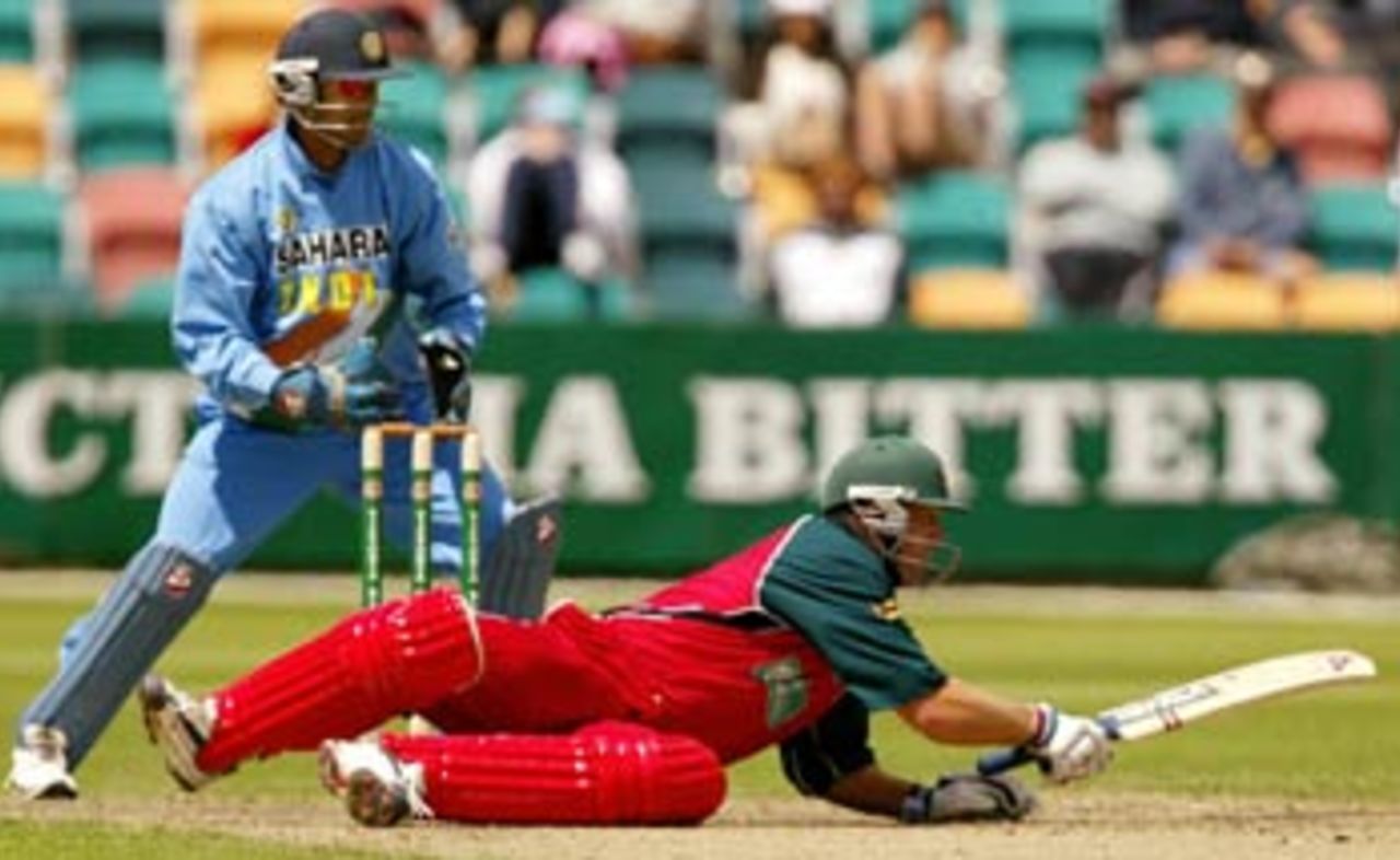 Heath Streak's resistance took Zimbabwe forward, India v Zimbabwe, VB Series, 3rd ODI, Hobart, January 14, 2003