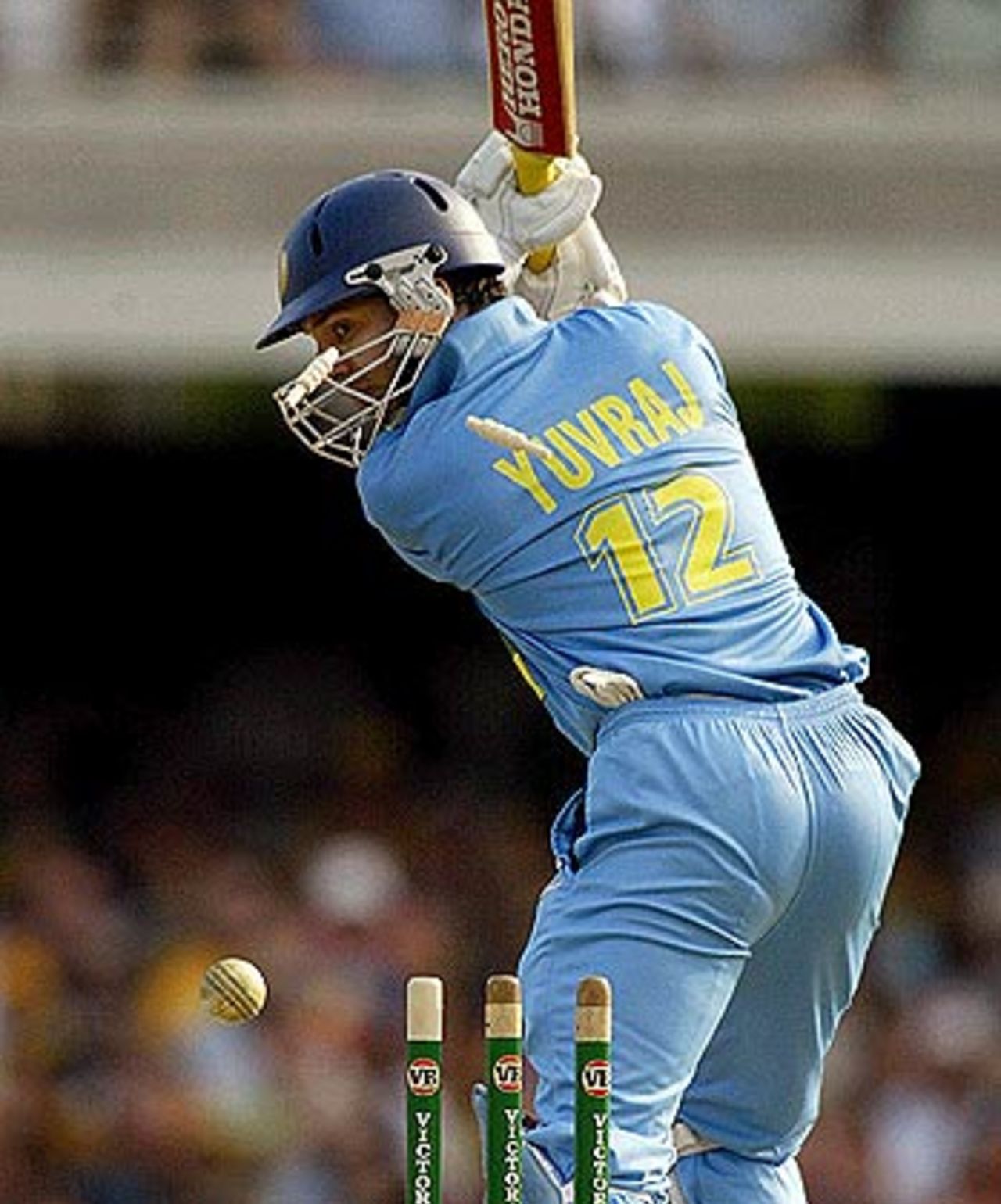 Bails out. Yuvraj Singh is bowled by Brett Lee, Australia v India, VB Series, Brisbane, 5th ODI, January 18, 2004