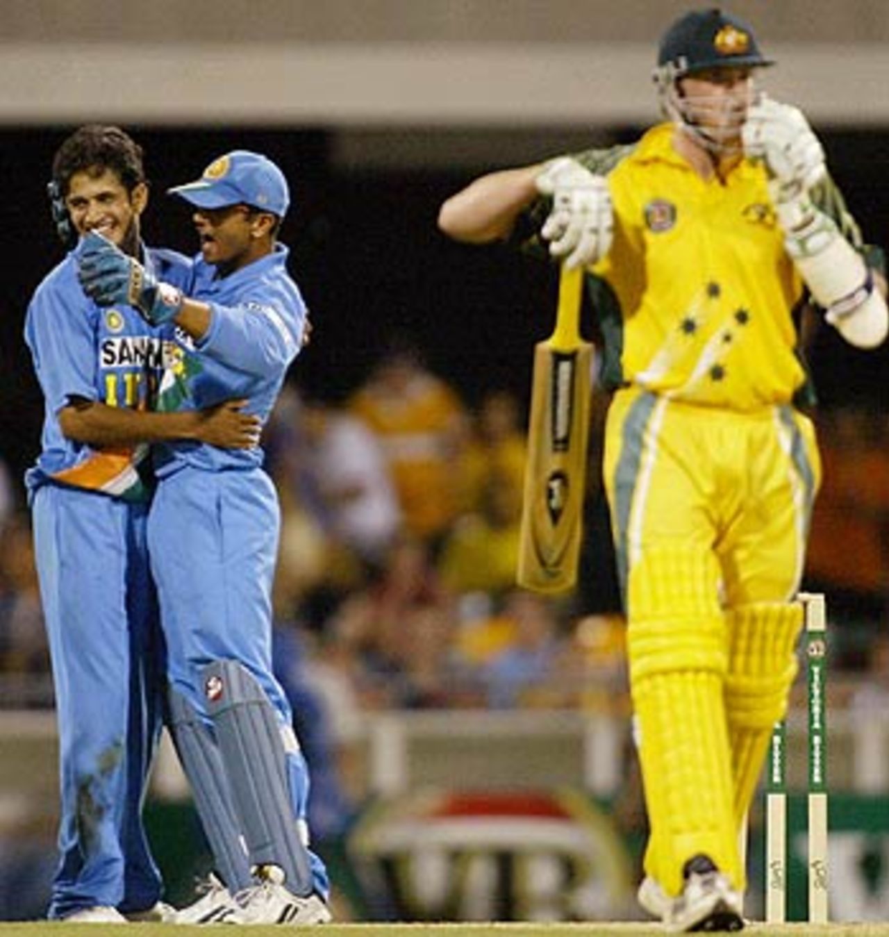 The End. Brad Williams is out as India win by 19 runs, Australia v India, VB Series, Brisbane, 5th ODI, January 18, 2004