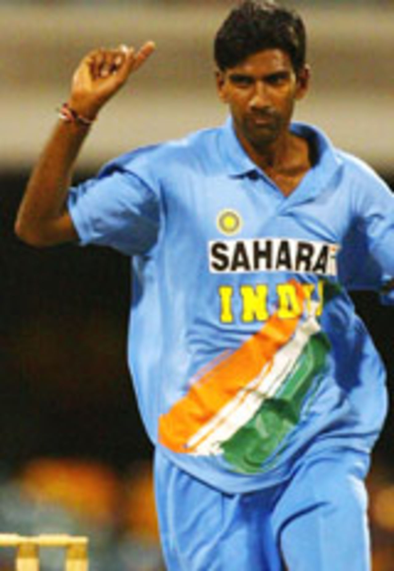 Lakshmipathy Balaji takes a wicket, India v Zimbabwe, VB Series, Brisbane, 6th ODI, January 20, 2004