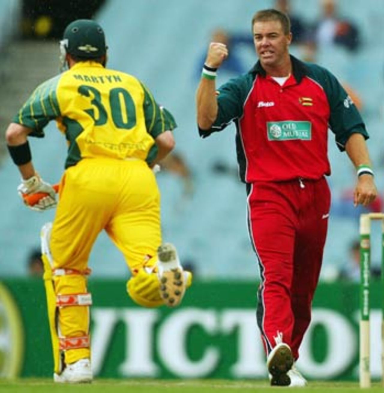 It was Heath Streak, as expected, who did the damage first up, Australia v Zimbabwe, 10th ODI, VB Series, Melbourne, January 29, 2004