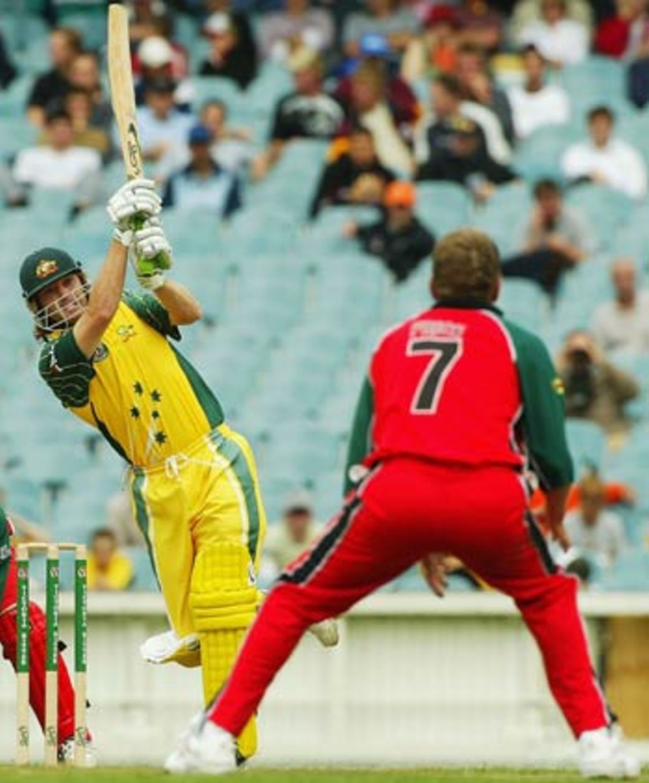 Ian Harvey lofted the ball exuberantly in the middle overs, Australia v Zimbabwe, 10th ODI, VB Series, Melbourne, January 29, 2004