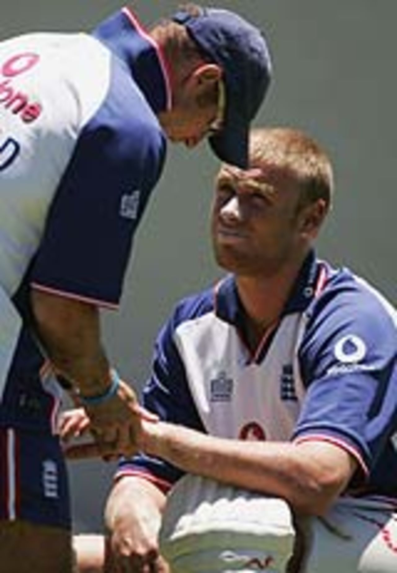 Andrew Flintoff gets some treatment in the nets, South Africa v England, 3rd Test, Cape Town