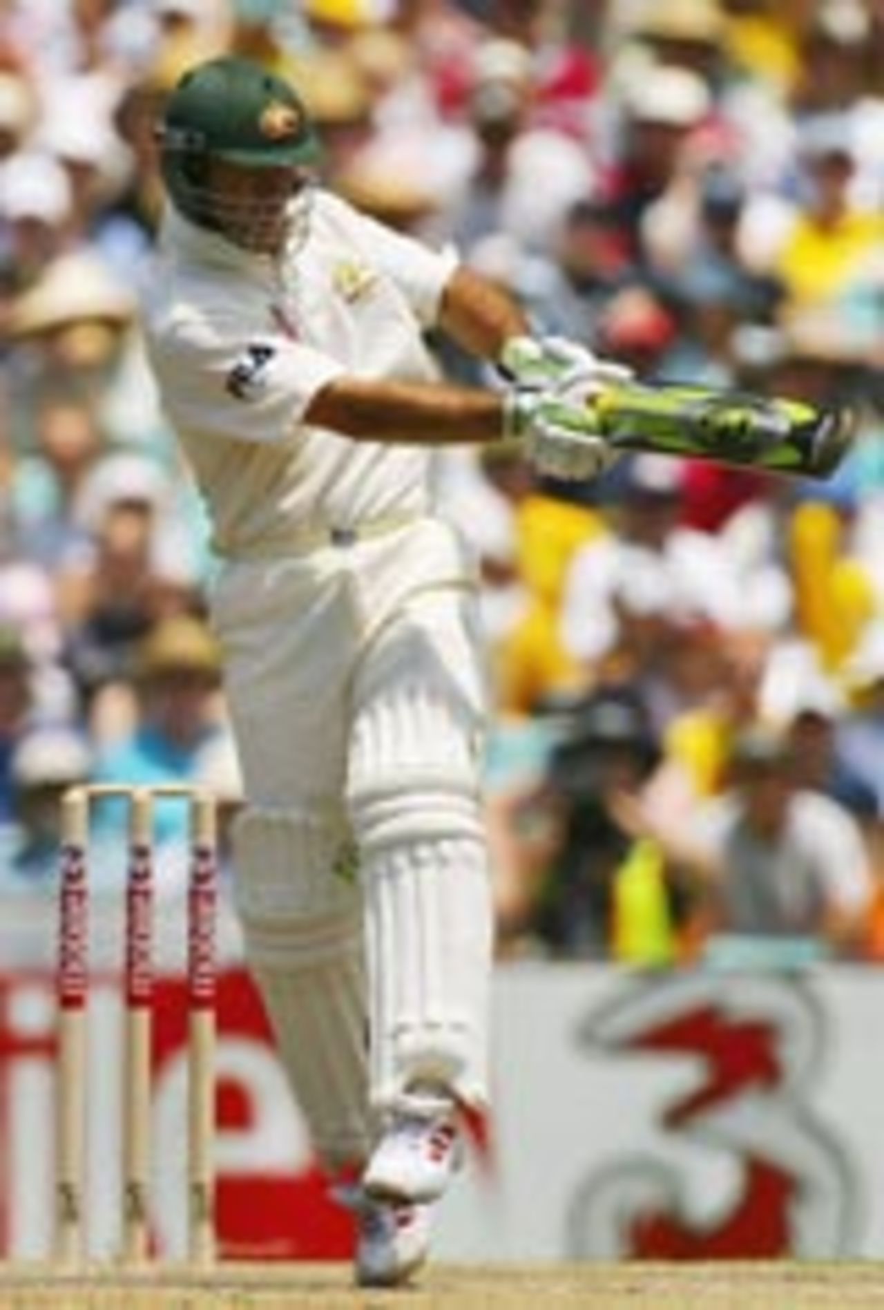 Ricky Ponting plays the pull, Australia v Pakistan, 3rd Test, Sydney, January 3, 2005