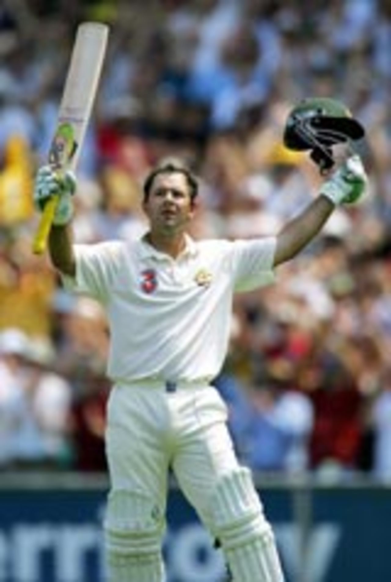 Ricky Ponting acknowledging cheers after his century, Australia v Pakistan, 3rd Test, Sydney, January 3, 2005