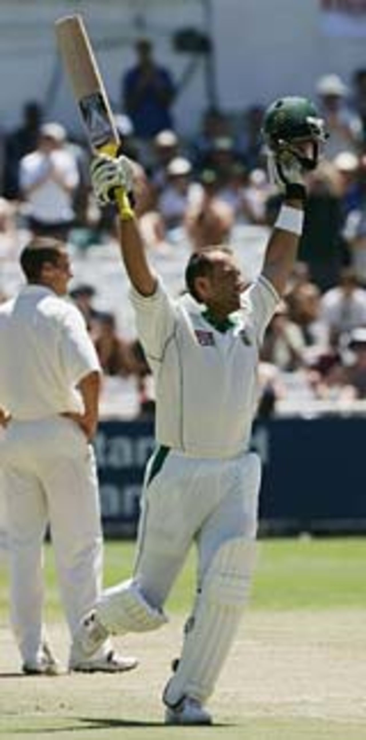 Jacques Kallis reaches his 19th Test hundred, South Africa v England, 3rd Test, Cape Town, 2nd day, January 3, 2005