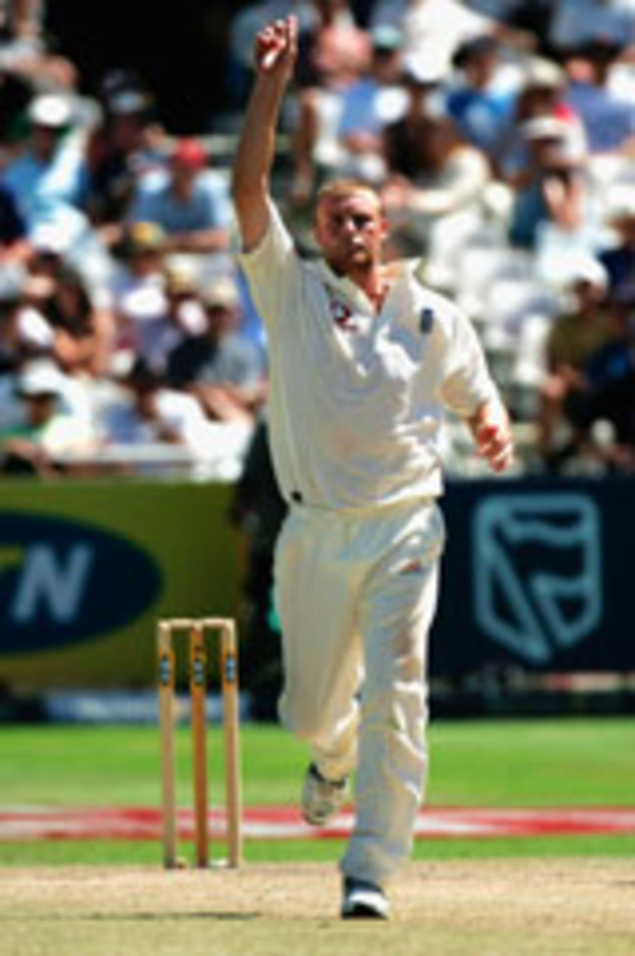 Andrew Flintoff claims Nicky Boje and SA are all out, South Africa v England, 3rd Test, Cape Town, 2nd day, January 3, 2005