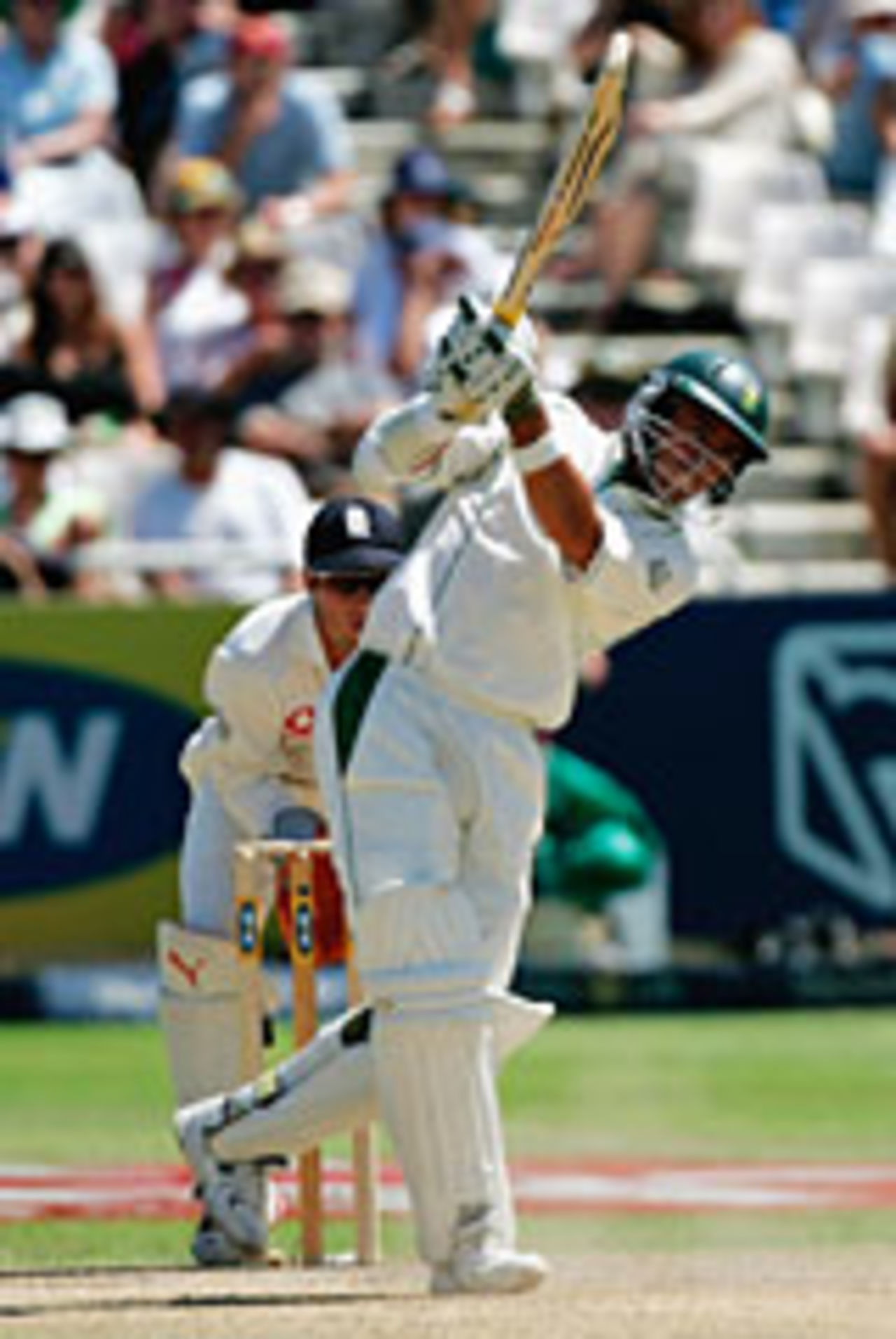Nicky Boje drives straight, South Africa v England, 3rd Test, Cape Town, 2nd day, January 3, 2005