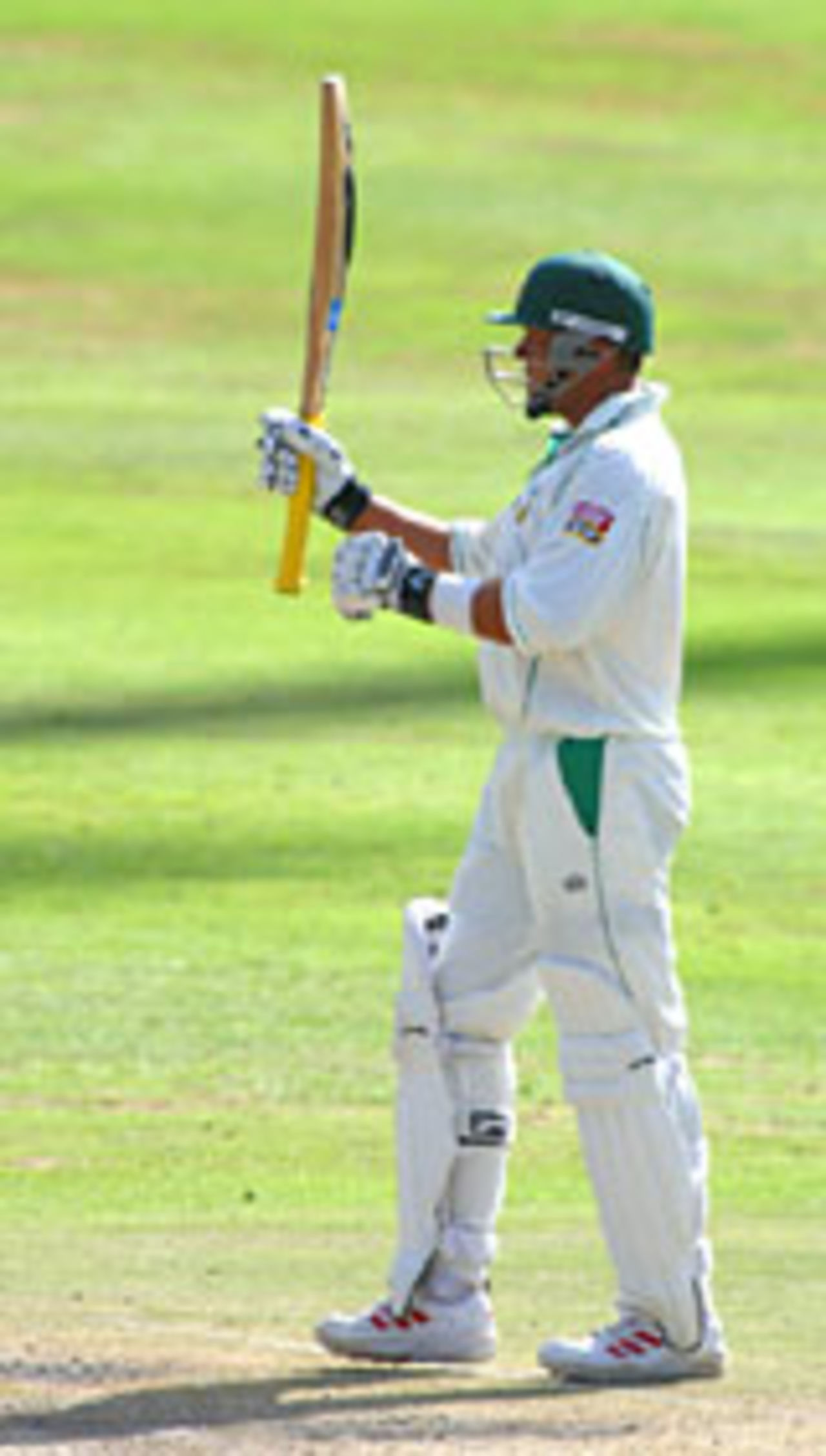 Jacques Kallis celebrates 50, South Africa v England, 3rd Test, Cape Town, 3rd day, January 4, 2005