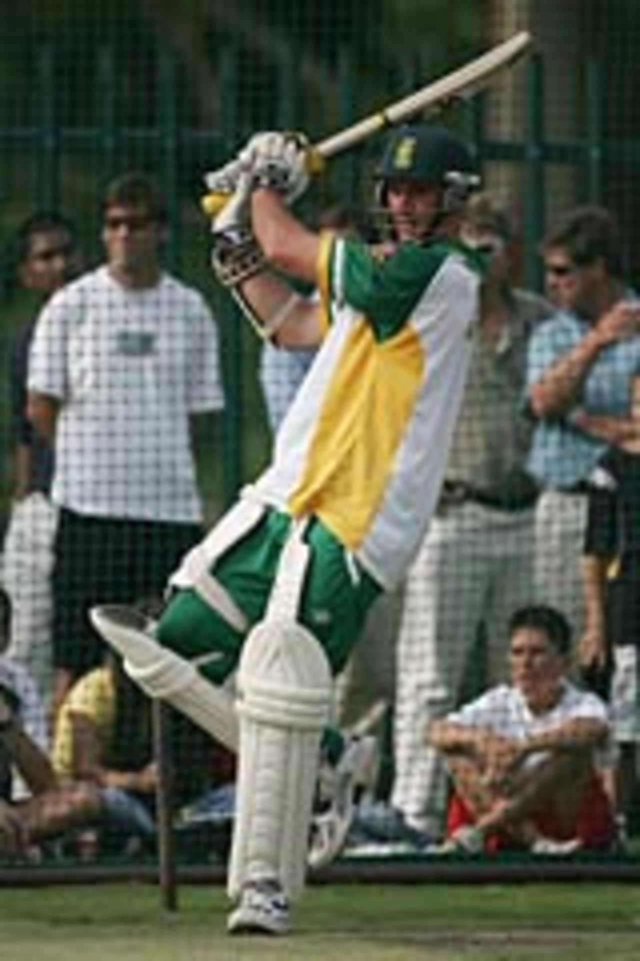 Graeme Smith in the nets at the Wanderers, Johannesburg, January 11, 2005