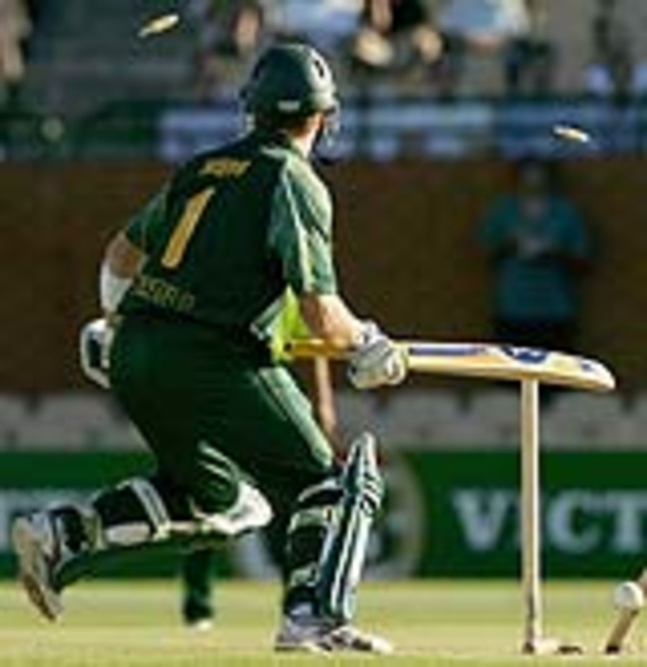 Brad Haddin allows the ball to hits the stumps, Australia A v Pakistanis, Twenty20, Adelaide, January 13, 2005