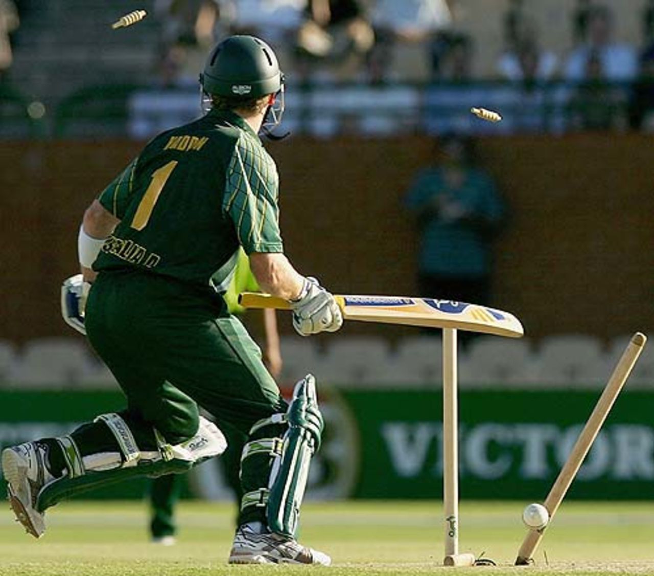 Brad Haddin sets off for a bye after being bowled off a free hit, Australia A v Pakistanis, Twenty20, Adelaide, January 13, 2005