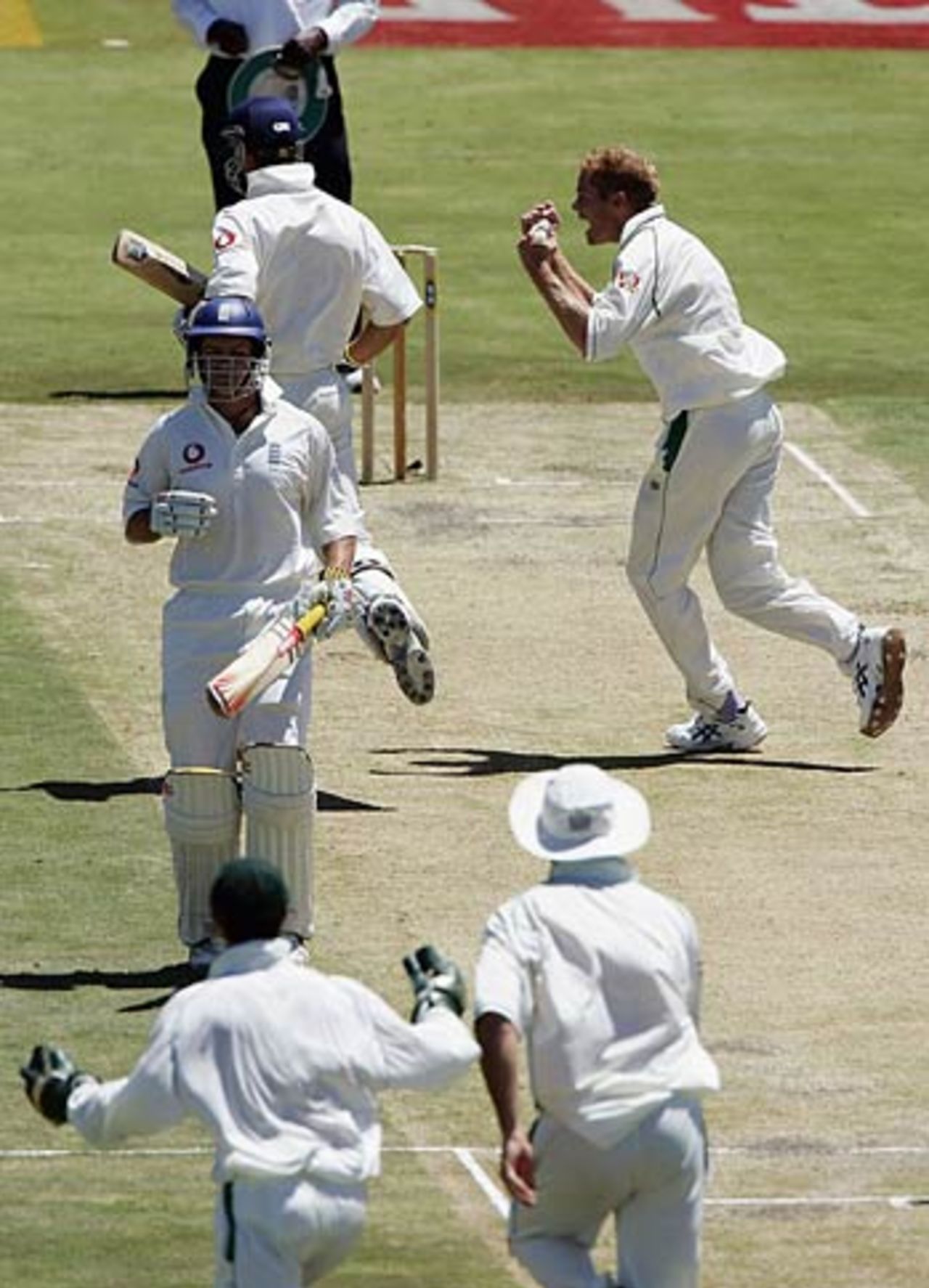 Delight for Shaun Pollock as Michael Vaughan holes out for 0, South Africa v England, 5th Test, Centurion, January 23, 2005