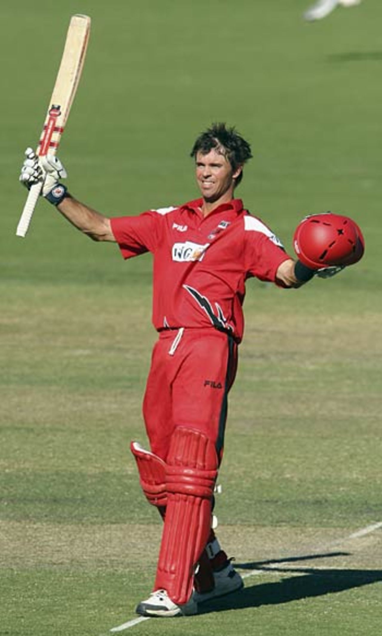 Greg Blewett reaches his hundred, South Australia v New South Wales, ING Cup, Adelaide, January 23, 2005