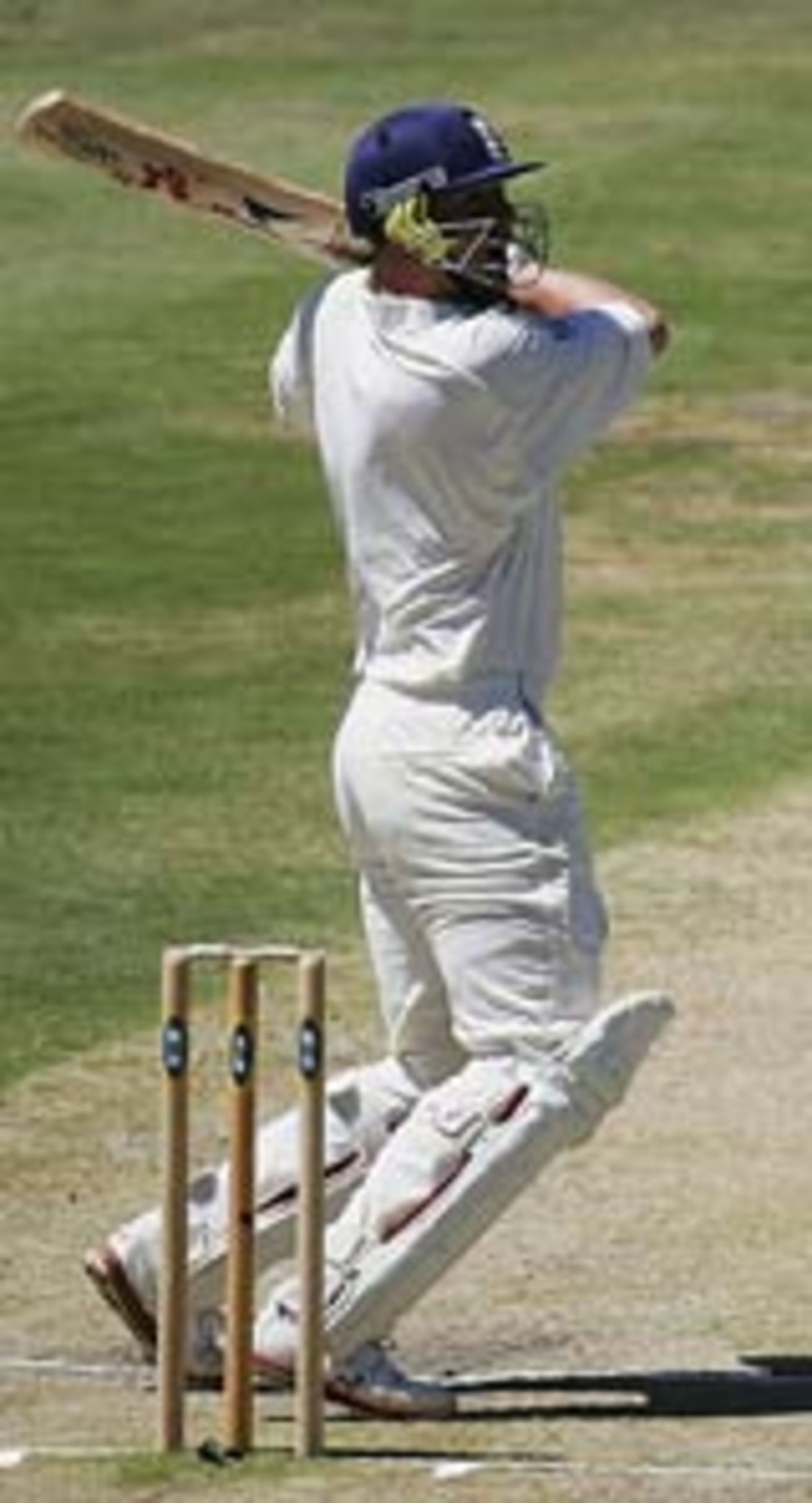 Andrew Flintoff punches one off the back foot, South Africa v England, 5th Test, Centurion, January 24, 2005