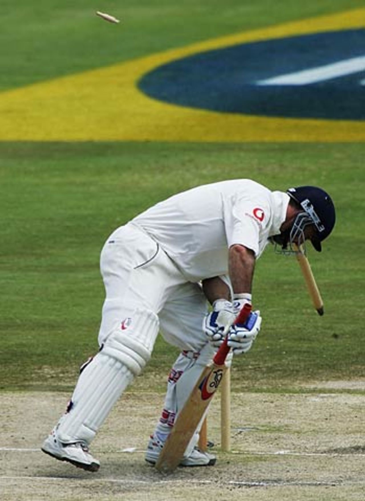 Graham Thorpe is cleaned up by Andre Nel for 85, South Africa v England, 5th Test, Centurion, January 24, 2005