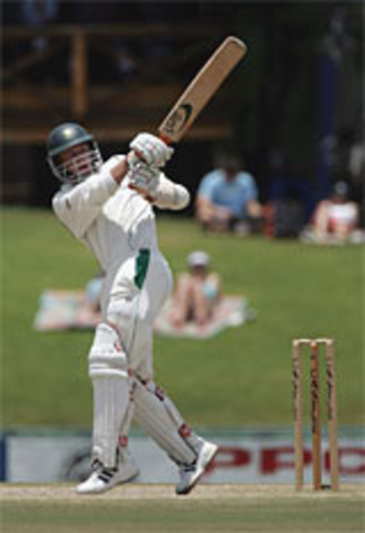 AB de Villiers hits out on his way to his maiden Test century, fifth day, South Africa v England, fifth Test, Centurion January 26, 2005