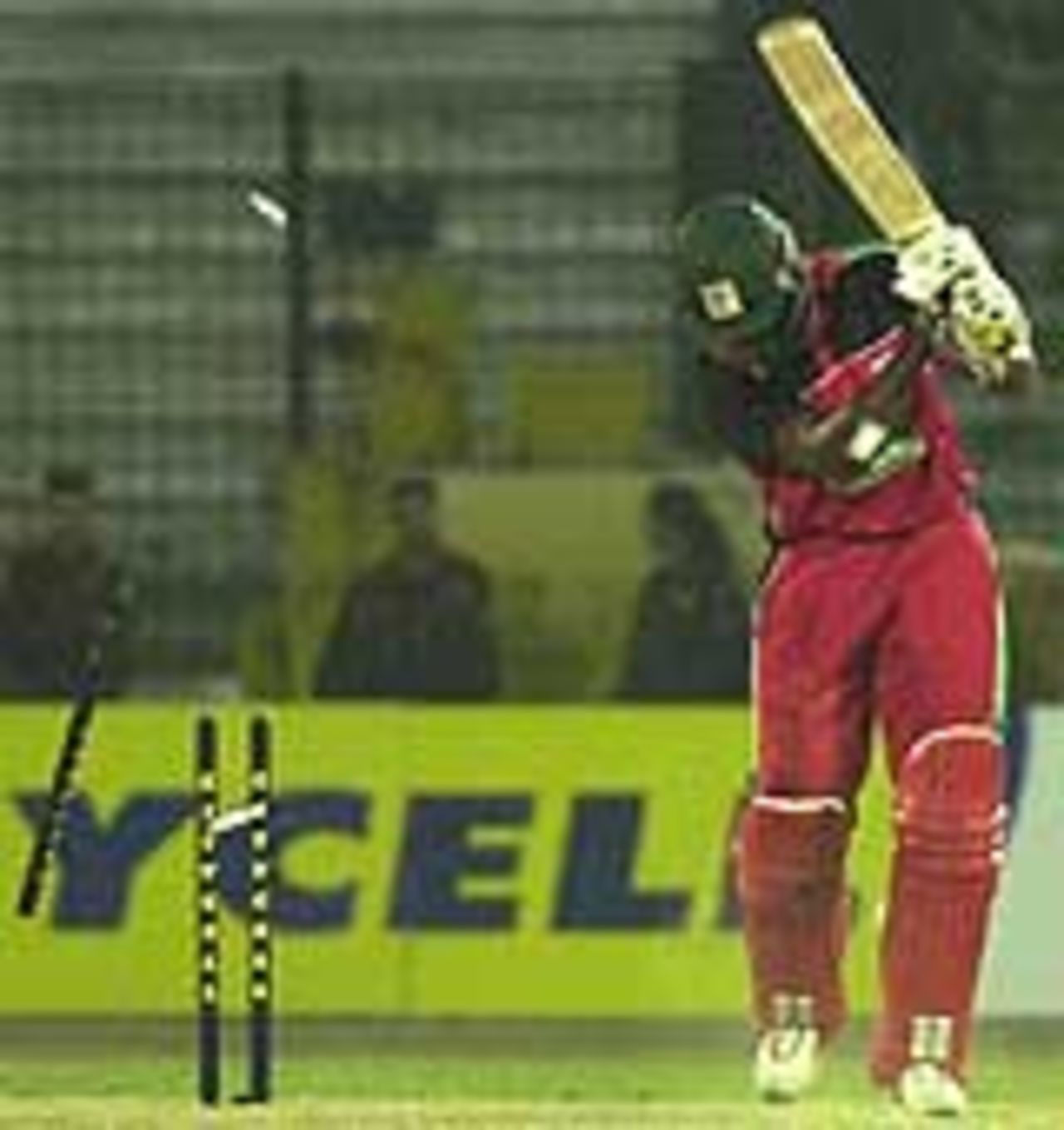 Hamilton Masakadza's off stump takes a walk, Bangladesh v Zimbabwe, 4th ODI, Dhaka, January 29, 2005