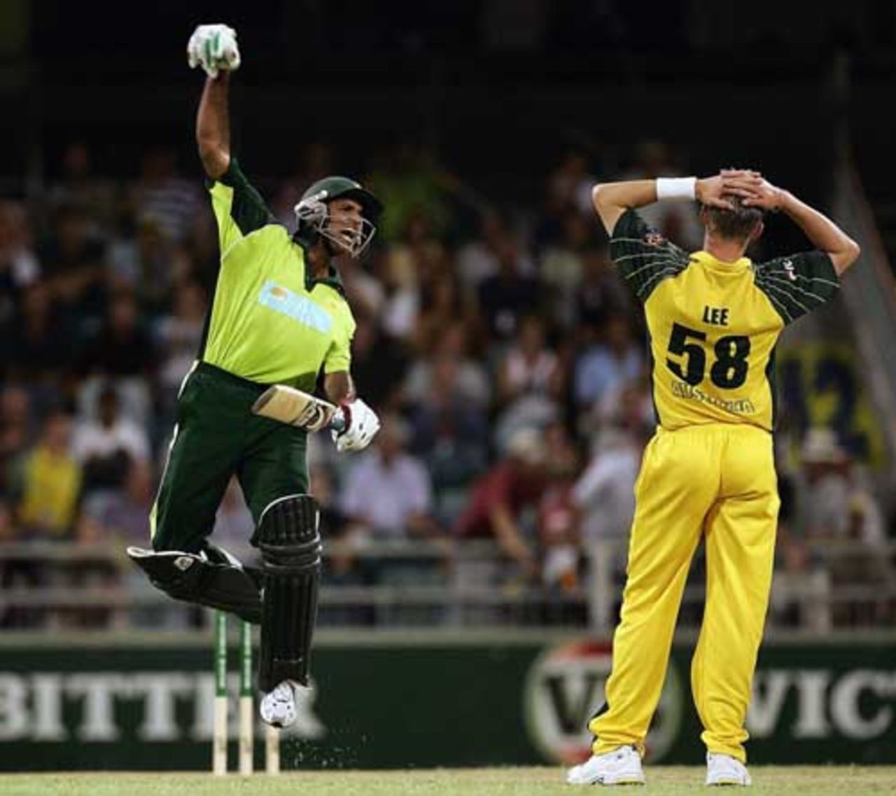 Rana Naved-ul-Hasan leaps - with all the joy of beating Australia, Australia v Pakistan, VB Series, Perth, January 30, 2005