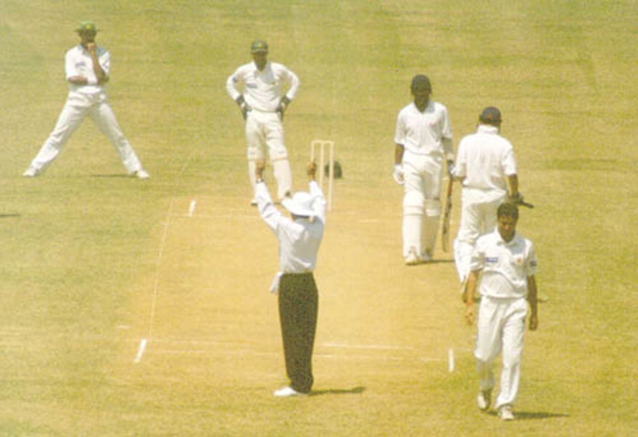 Jai Prakash Yadav hitting a six of Nadeem Khan, Board President's XI v  Pakistan, Day 2, Kochi