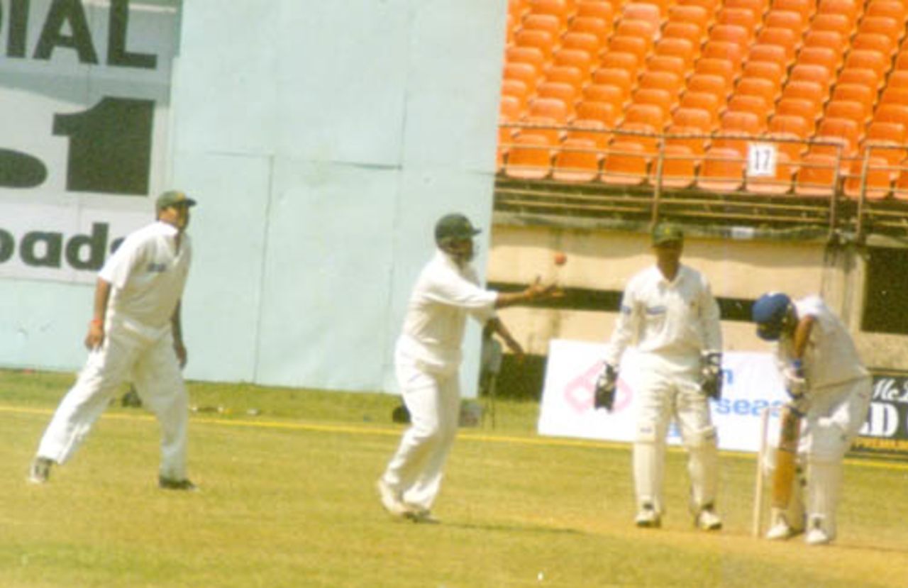 Mohammad Kaif defends, as Inzamam and Moin look on,  Board President's XI v  Pakistan, Day 2, Kochi