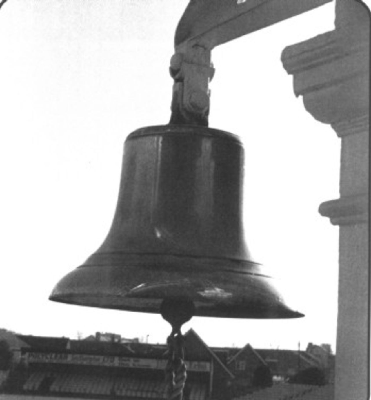 The SS Athlone Castle bell that calls the teams to play at the County Ground.