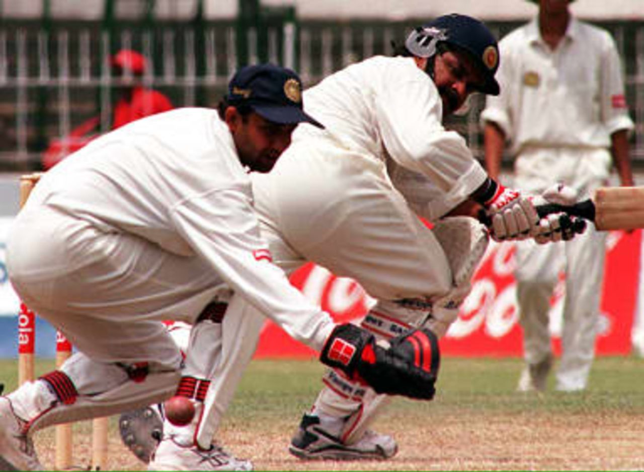 Mongia drops Ranatunga Asian Test Championship, 1998/99, 2nd Match Sri Lanka v India