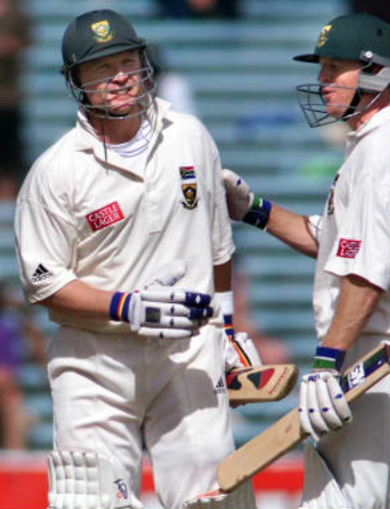 Rhodes congrulates Cullinan on reaching his double-century - South Africa in New Zealand, 1998/99, 1st Test, New Zealand v South Africa, Eden Park, Auckland, 28 February 1999