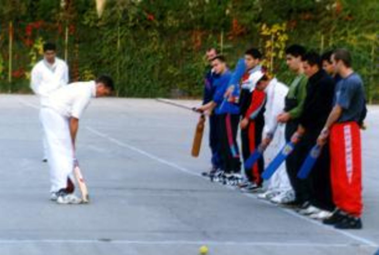 European CDO Nigel Laughton coaching in Romania