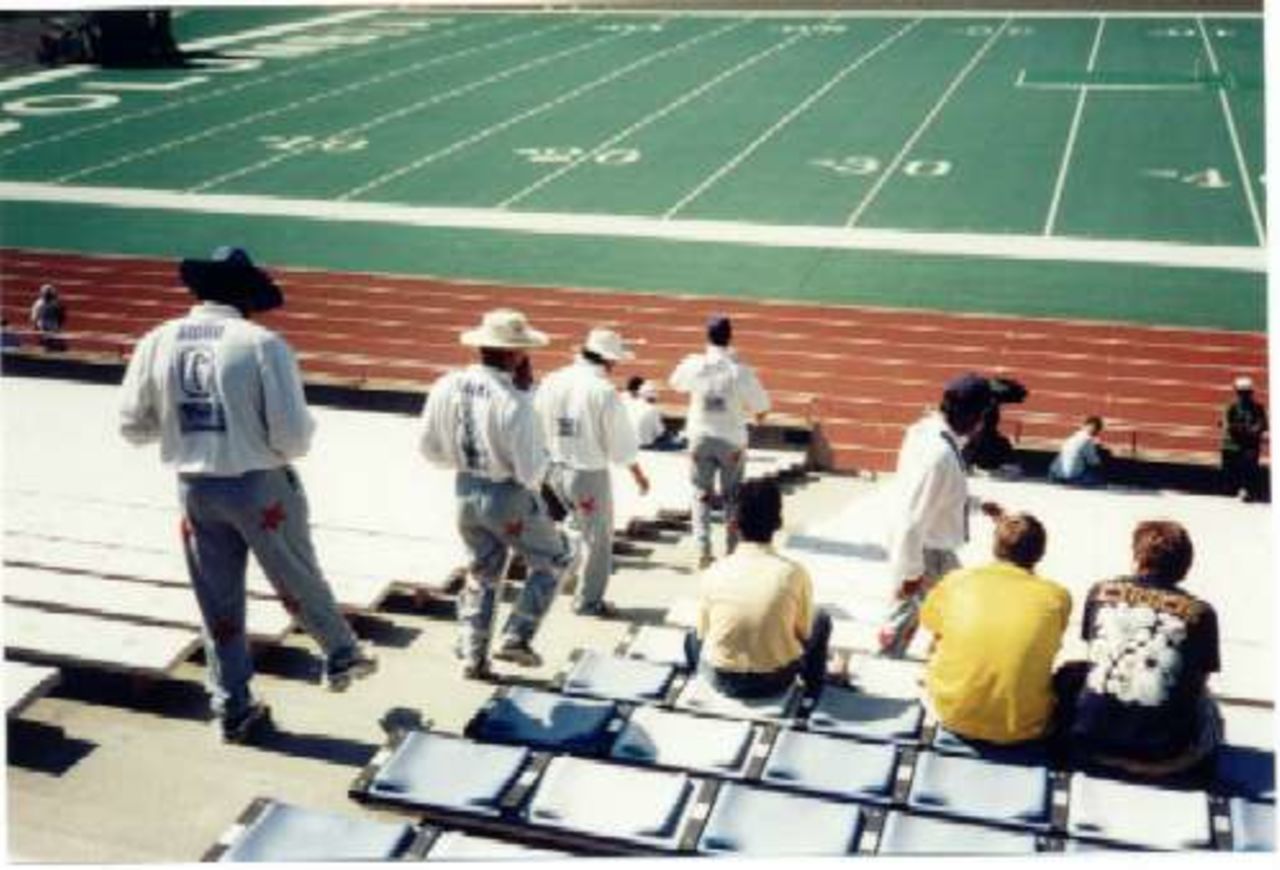 August 6, 1999, Game 1 in New York: Asia XI coming on to the field